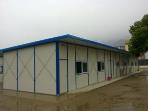 活动板房安装：规范施工，筑牢临时建筑安全防线